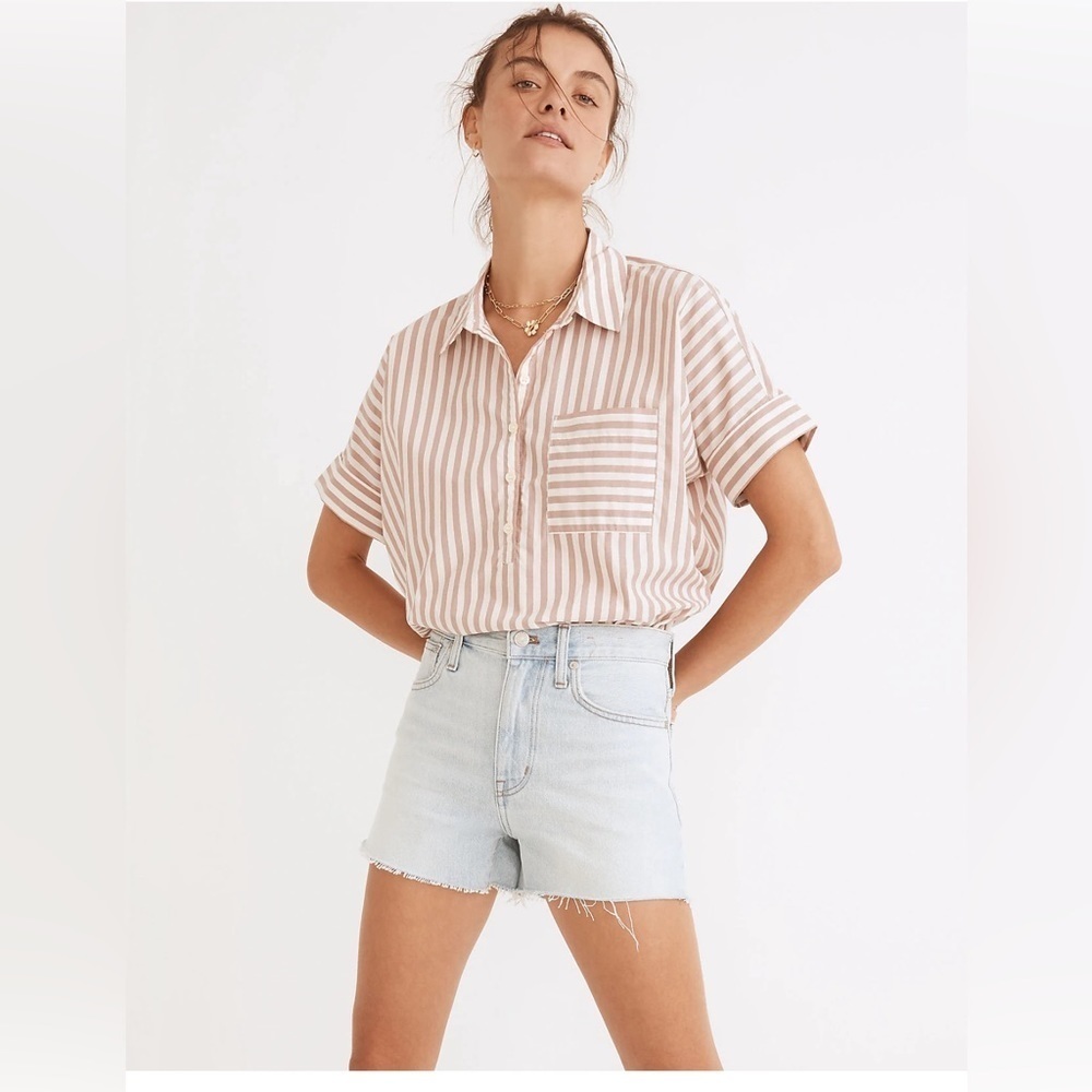 NWT Madewell Relaxed Denim Raw Hem‎ 90s Inspired Shorts in Essen Wash Size 31